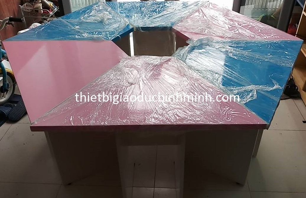 Bàn học nhựa hình lục giác